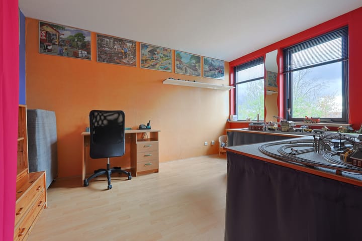 Photo 43 of Kennemerpoort 26