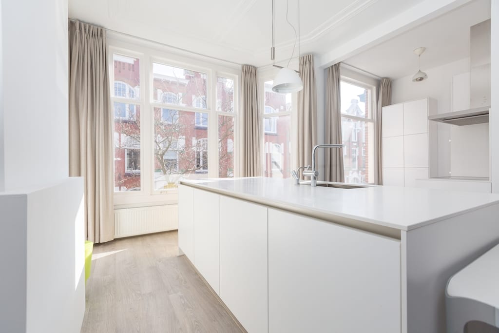 Photo 2 of Van Slingelandtstraat 179