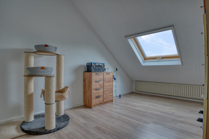 Photo 41 of Everstein 35