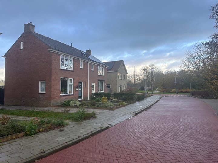 Foto 2 van Esdoornlaan 28