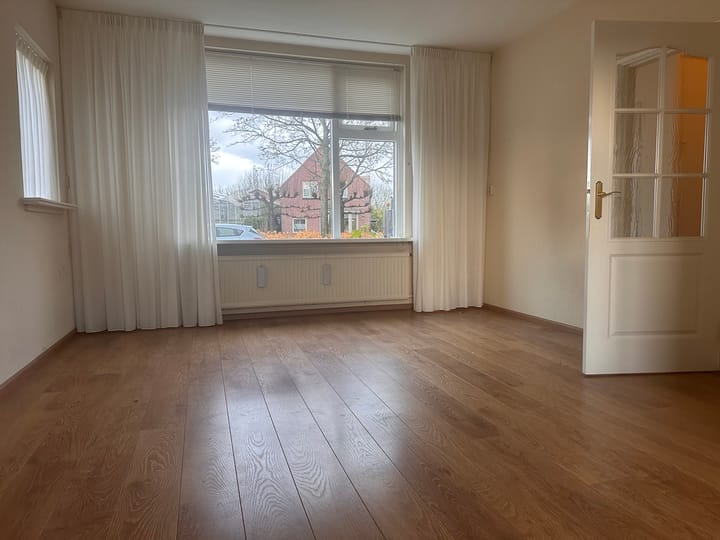 Foto 4 van Esdoornlaan 28