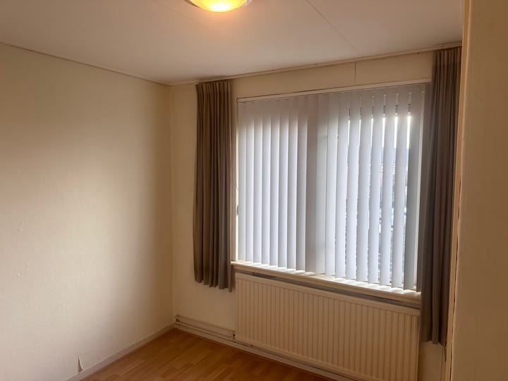 Foto 12 van Esdoornlaan 28