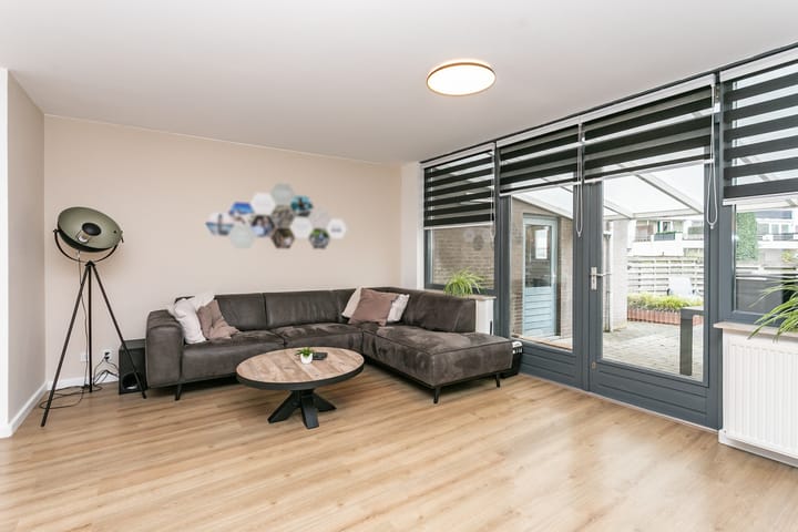 Foto 8 van Monacoplein 1