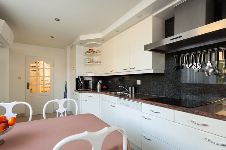 Foto 18 van van 't Hoffstraat 14