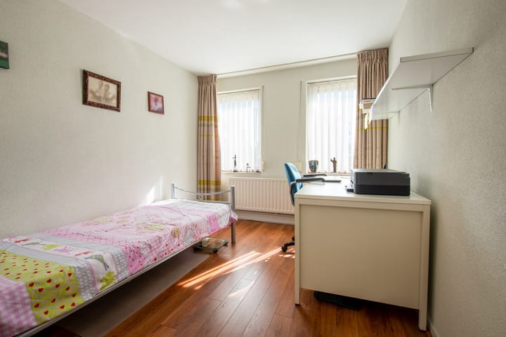 Foto 24 van van 't Hoffstraat 14