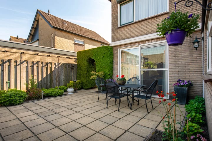 Foto 37 van van 't Hoffstraat 14