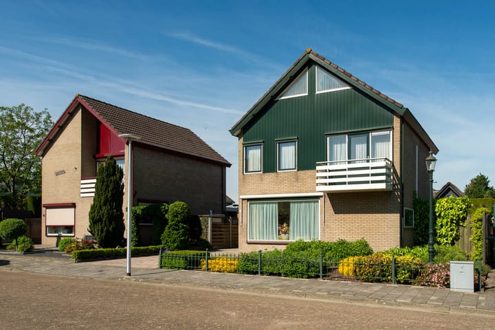 Foto 48 van van 't Hoffstraat 14