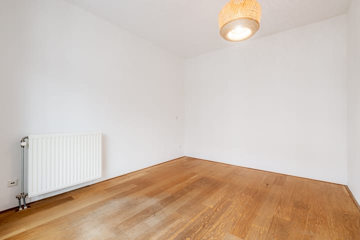 Photo 10 of Ten Katestraat 77