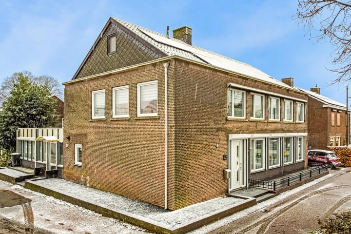 Bekijk foto 4 van Kapelstraat 2