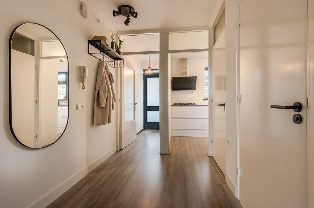 Foto 16 van Aert van Neslaan 327