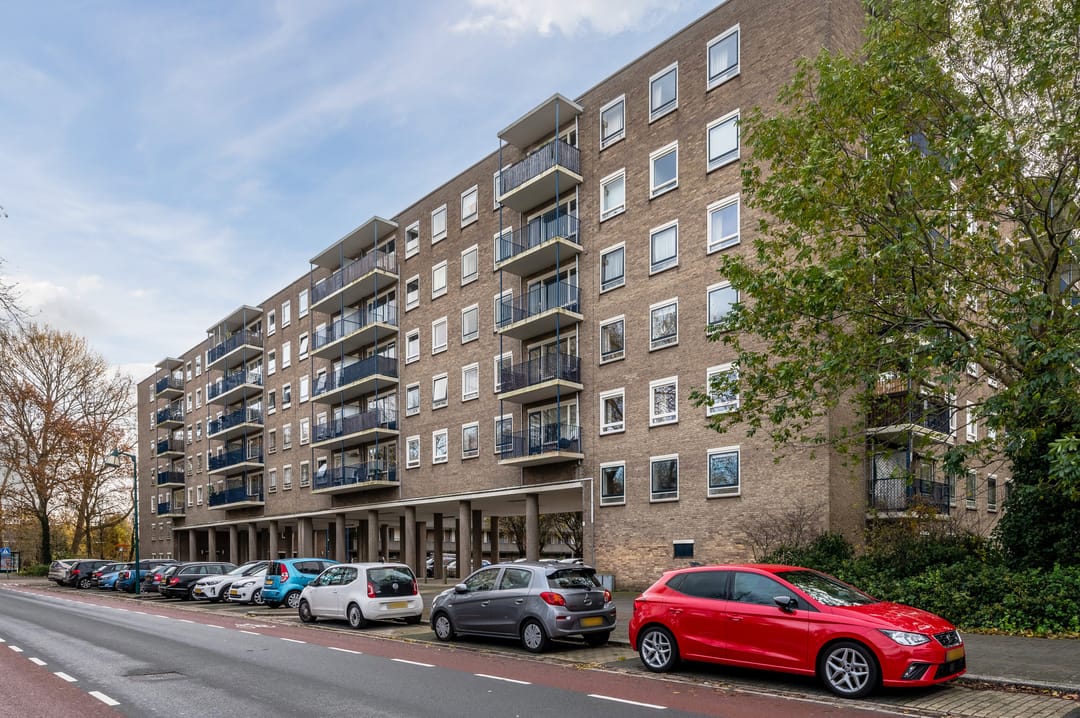 Foto 32 van Aert van Neslaan 327