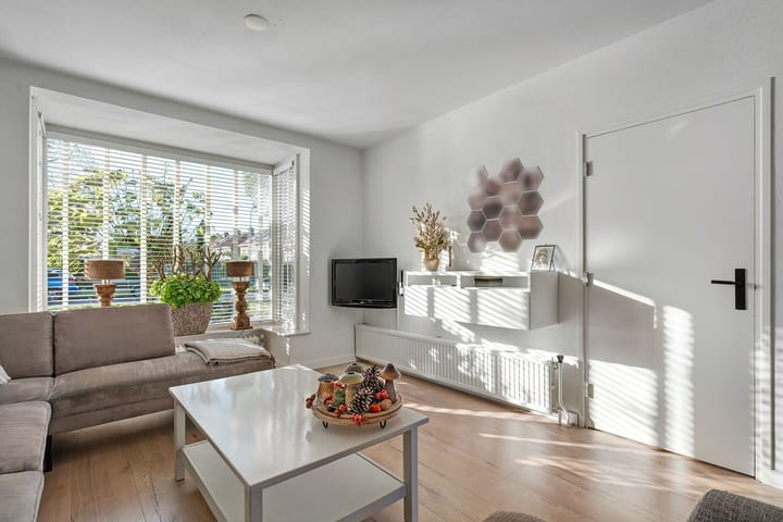 Foto 12 van Smitstraat 60