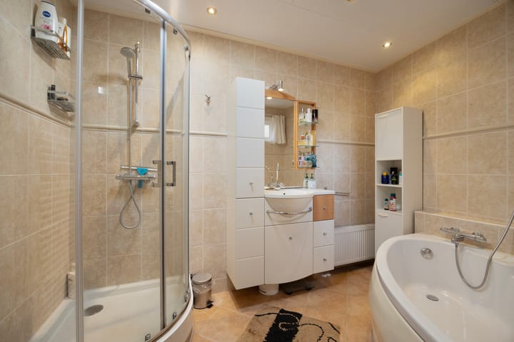 Foto 16 van Raadhuisstraat 31