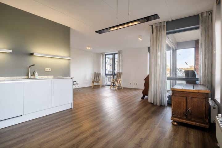 Foto 16 van Notaris van Puttenstraat 37