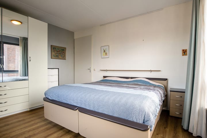 Foto 18 van Notaris van Puttenstraat 37