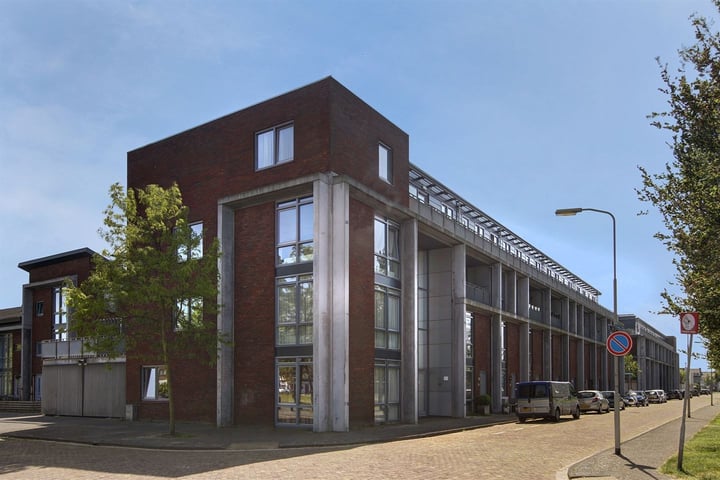 Bekijk foto 1 van Veldstraat 63