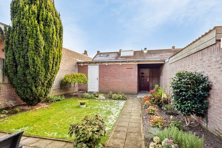 Foto 24 van Kapelaan Nausstraat 21