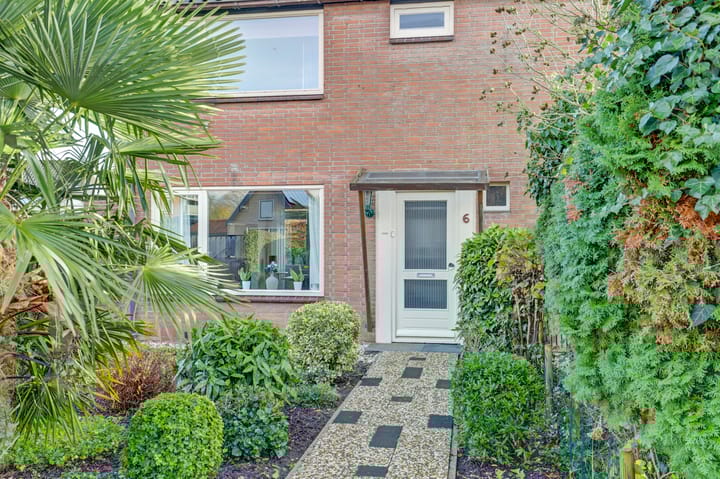 Foto 2 van Esdoornstraat 6