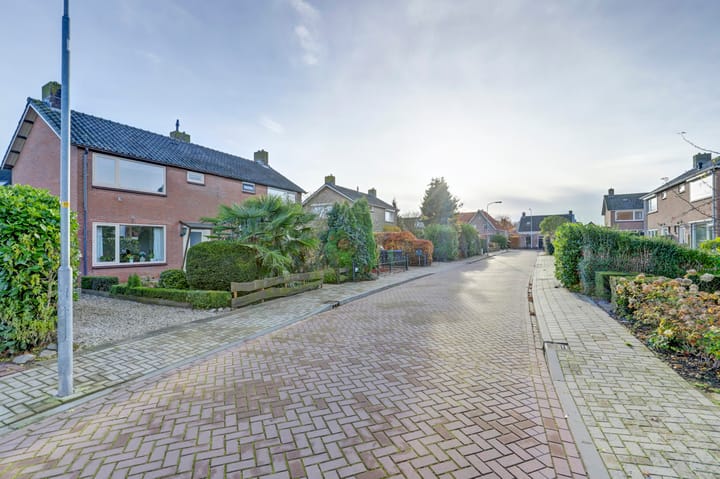 Foto 6 van Esdoornstraat 6