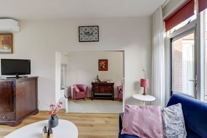 Foto 12 van Esdoornstraat 6