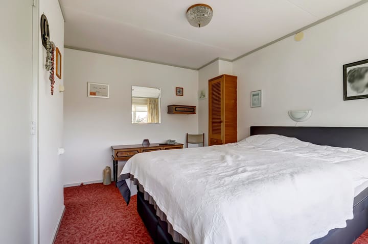 Foto 26 van Esdoornstraat 6