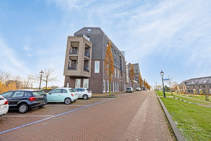 Foto 36 van Koninginnedijk 232