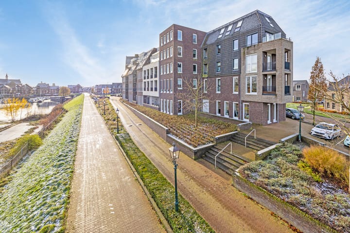 Foto 1 van Koninginnedijk 232