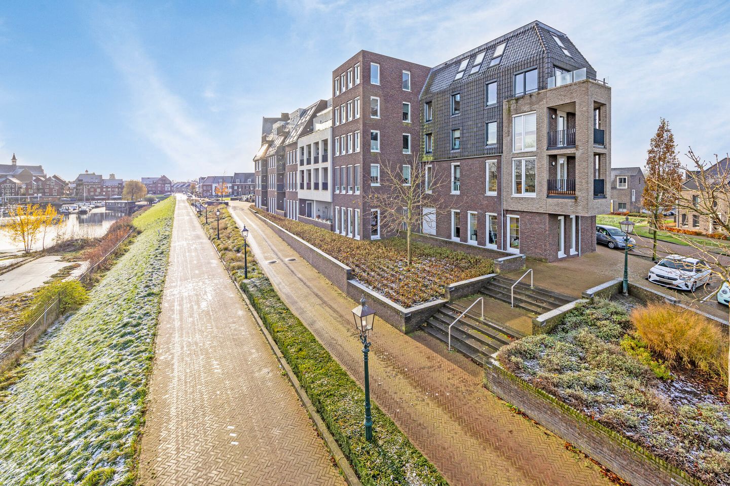 Foto 1 van Koninginnedijk 232