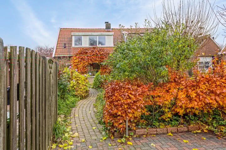 Photo 1 of Hoofdstraat 243