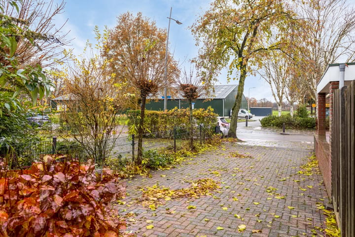 Photo 7 of Hoofdstraat 243