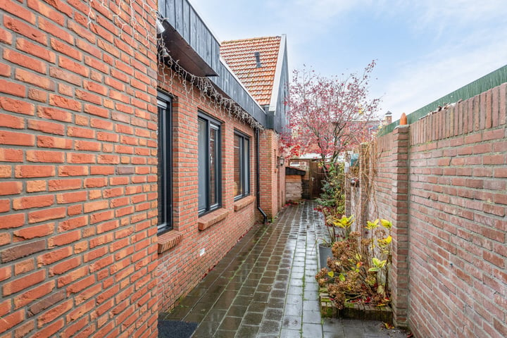 Bekijk foto 13 van Hoofdstraat 243