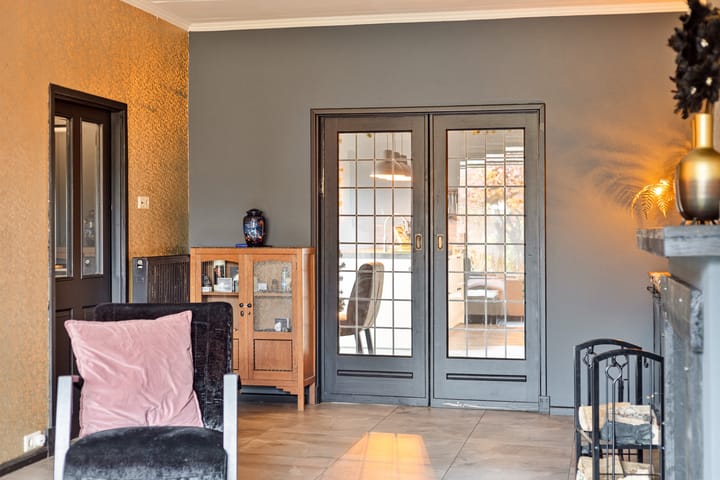 Photo 29 of Hoofdstraat 243