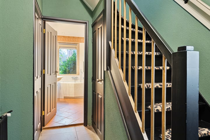 Photo 33 of Hoofdstraat 243