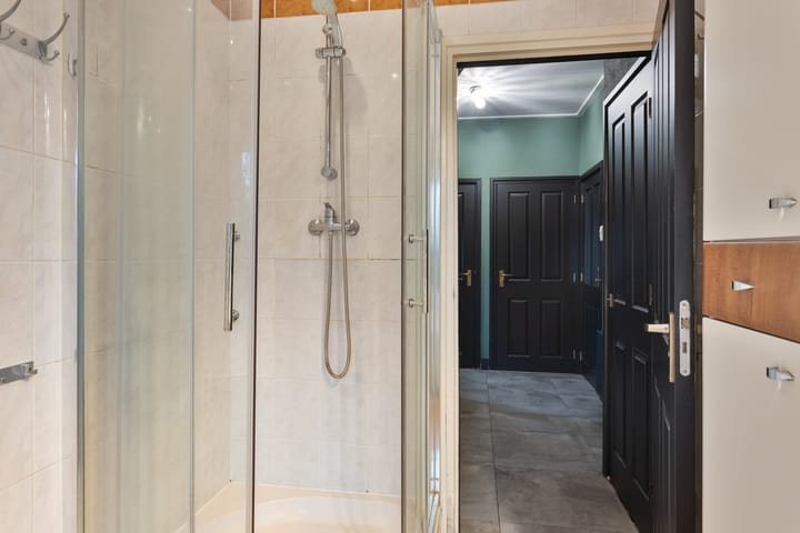 Photo 35 of Hoofdstraat 243