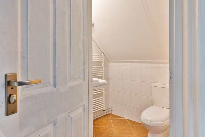 Photo 37 of Hoofdstraat 243