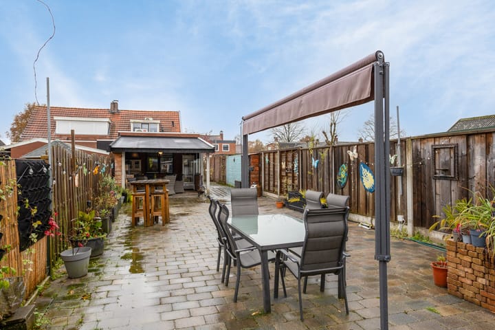 Photo 48 of Hoofdstraat 243