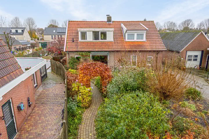 Photo 53 of Hoofdstraat 243