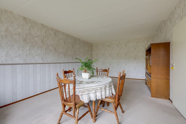 Foto 15 van Emmerikseweg 9