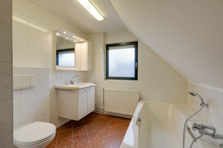 Foto 26 van Emmerikseweg 9