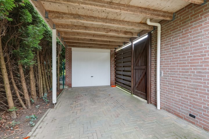 Foto 8 van Emmerikseweg 9