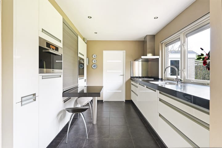 Foto 11 van Seringenlaan 1