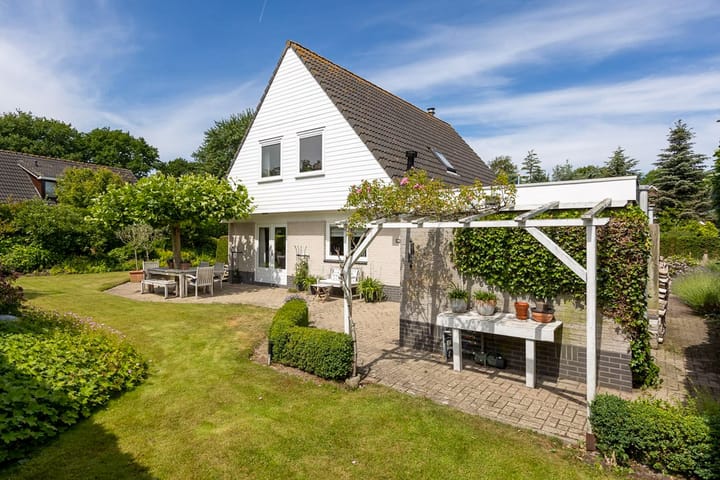 Foto 25 van Seringenlaan 1