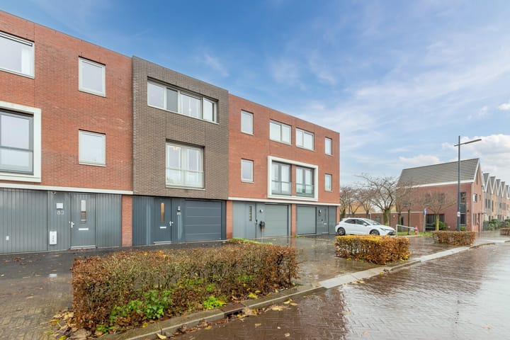 Photo 38 of Maasdijk 85