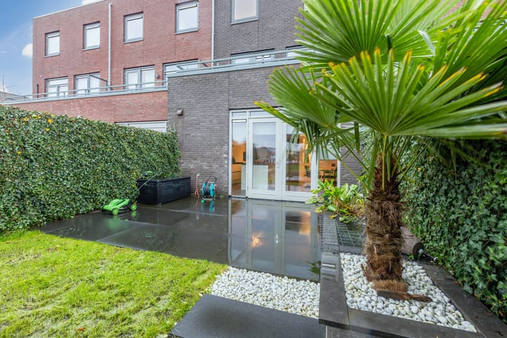 Photo 30 of Maasdijk 85