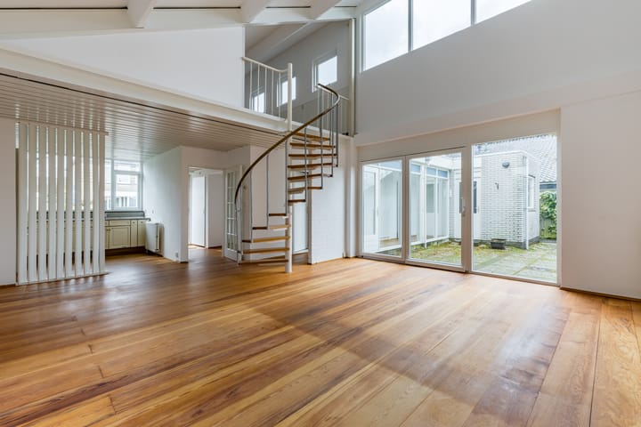 Foto 2 van Bernard Zweersstraat 25