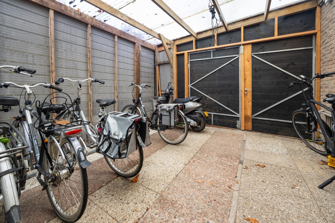 Foto 37 van Bernhardlaan 57