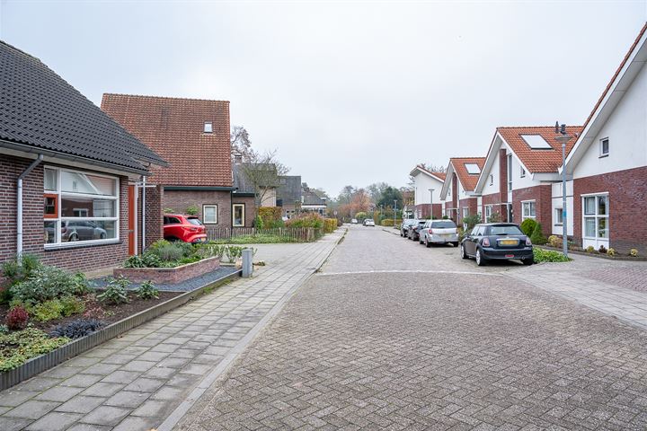 View photo 37 of Molenweg 43