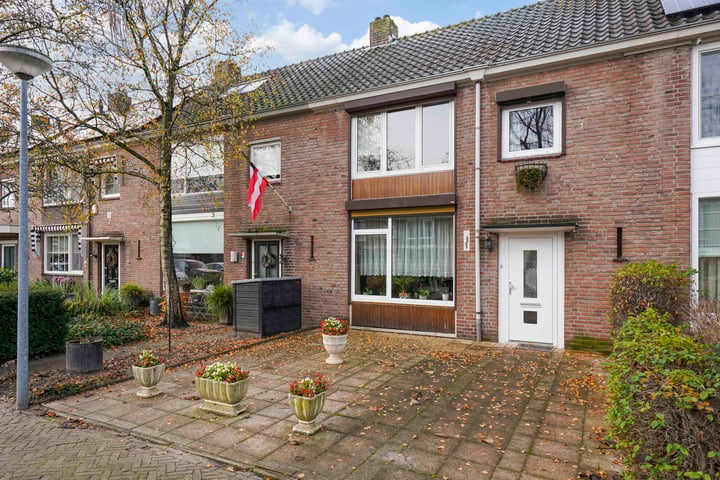 View photo of Vechtstraat 24