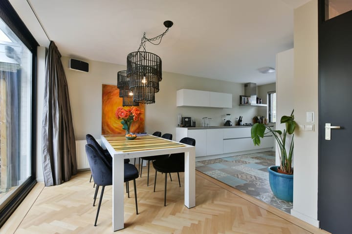 Photo 10 of Pieter Joostenlaan 14