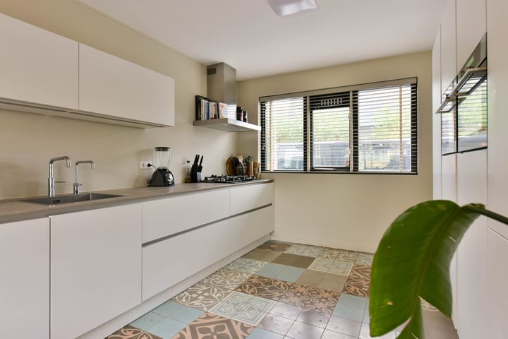 Photo 11 of Pieter Joostenlaan 14